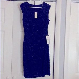 Connected Apparel Blue V-Neck Sequin Cocktail Dress Size 8 never worn